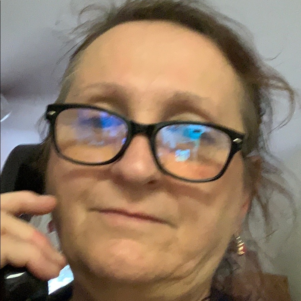 Meet your Posher, Kim